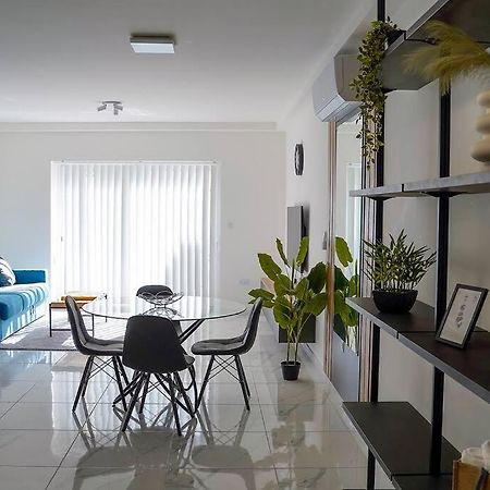 Luxurious Apartment Next To The Sea Gzira Buitenkant foto